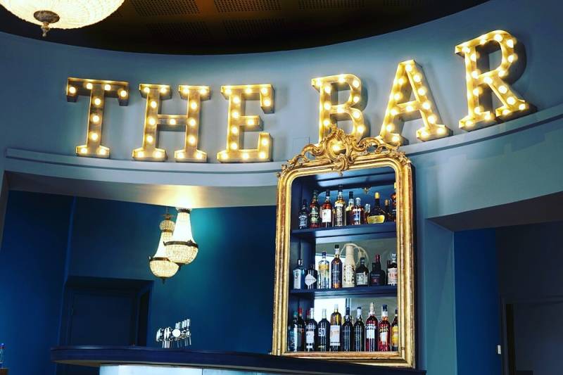 lettres lumineuses-the bar